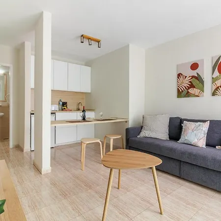 Flatguest Alisios شقة كوراليهو